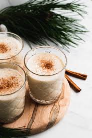 15 minute creamy coquito with rum