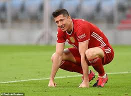 40 tore wie gerd müller: Bayern Munich With Chelsea And Barcelona Keen Could Robert Lewandowski Really Pack Up And Leave T Gate
