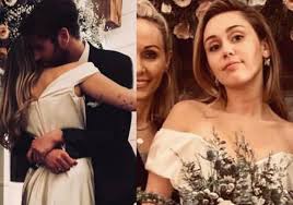 Miley cyrus — gimme what i want 02:32. Everything Fans Want To Know About Miley Cyrus Vivienne Westwood Wedding Gown In Photos Hochzeit