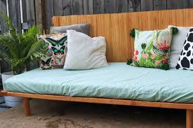 How To Build An Easy Diy Daybed That