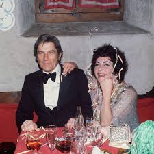 John warner married actress elizabeth taylor on december 4, 1976 at the second presbyterian church in richmond, virginia. Lpeud 883ycjqm