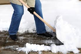 Here are the best snow shovels in 2021. Make Snow Shoveling Safe And Easy With These 10 Smart Tips Madison Mutual Insurance
