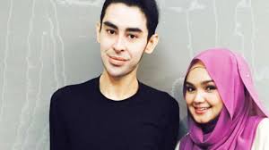He was the fourth grandson of the tunku abdul jalil was also active in various charity organisations including the johor spastic association, malaysian nature society, the. Pangeran Johor Meninggal Di Usia 25 Tahun