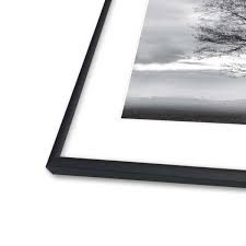 Nordic Slim Frame Plexiglass Black 4