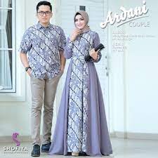 Model baju couple muslim terbaru 2019 edisi malika syari dan simple family untuk muslim yang ingin tampil serasi bersama anak. 75 Ide Couple Model Pakaian Pakaian Wanita Pakaian