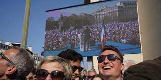 « Macron assassin ! » : Valérie Pécresse, Richard Ferrand et Christophe  Castaner dénoncent les slogans scandés au meeting d'Eric Zemmour