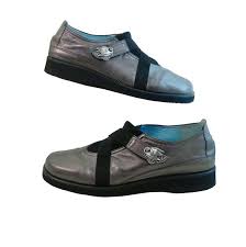 Designer Thierry Rabotin Gunmetal Gray Walking Shoes Women Size 7 1 2 Or 8 Us High Quality Retails For 450 Usd Cloud Soft