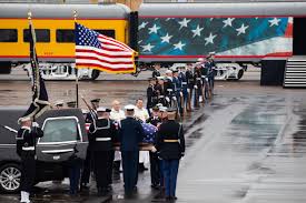 Note the two secret service at last count, at least 5 vip families received the special note at the d.c. Up George H W Bush Funeral Train Image Gallery