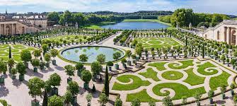 Versailles Giverny Full Day Tour