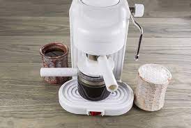 Aug 15, 2020 · the best single serve coffee makers without pods allow you brew on demand, directly into the mug of your choosing. Best Single Serve Coffee Makers 2021 Reviews And Comparisons