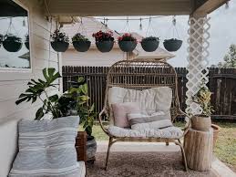 The Best Outdoor Hanging Plants Love