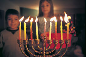 How Many Candles Are On A Menorah Lovetoknow