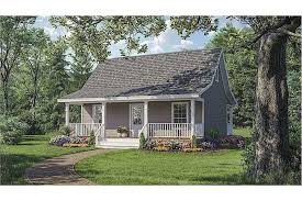 Small Southern Cottage House With 1