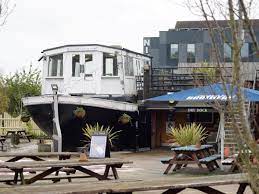 pub on a boat the dry dock