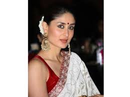 how to accessorize a white saree