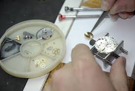 riparazione revisione orologi milano