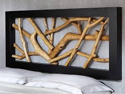 L'esthétique du lit en bois massif varie selon le type de bois et le style. Tete De Lit Flora En Bois Meuble Haut De Gamme De Fabrication Artisanale