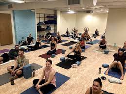 15 amazing yoga studios in chicago
