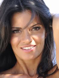In foto Laura Torrisi (35 anni) è Nina Saraceni nel film di Ugo Fabrizio Giordani. Dall&#39;articolo: Sharm El Sheikh - Un&#39;estate indimenticabile: la ... - estate_6