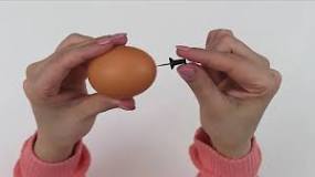 Pourquoi piquer un œuf avant cuisson ?