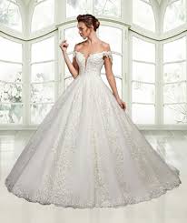 If you're a lady who flaunts a pear shape, the perfect wedding dress 5. Best Wedding Dresses For Pear Shaped Brides Wedding Knowhow