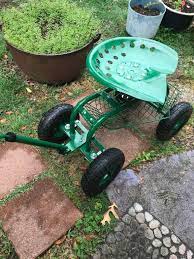 Green Rolling Scoot N Do Garden Seat