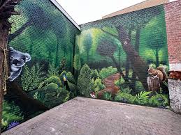 Painting Garden Wall In Antwerp