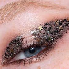 35 glitter eyeshadow looks to try from