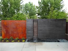 Outdoor Water Walls For Your Backyard