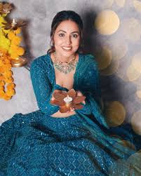 hina khan sizzles in blue lehenga with
