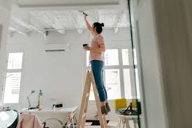 How To Paint A Ceiling Like The Pros