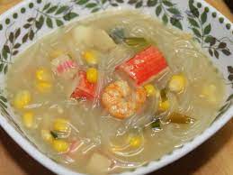 filipino sotanghon noodle soup with