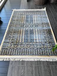 stunning turkish rug moving out