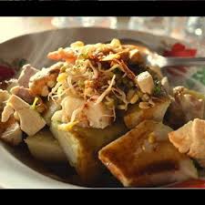 Nasi pecel merupakan hidangan yang populer di tanaih terutama di wilayah jawa tengah, yogyakarta dan jawa timur. Jelajah Trans Jawa Bagian Iii 6 Rekomendasi Kuliner Dari Ngawi Sampai Banyuwangi Lifestyle Liputan6 Com