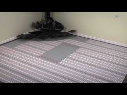 underfloor heating mat installation