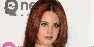 lana del rey looks stunning with a new