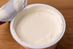 How do you know if cream has gone bad?