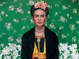what frida kahlo kept in her makeup bag