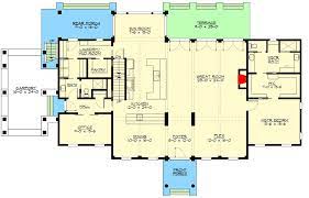 Beautiful 3 Bed Colonial Farmhouse Plan