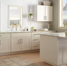 Learn which paint colors are trending, and how to pair your color palette with white kitchen cabinets. Relaxing Kitchen Colors Ideas And Inspirational Paint Colors Behr