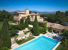 maisons de luxe à vendre à valbonne