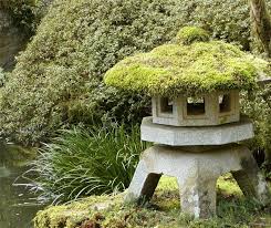 Japanese Garden Decor Lanterns