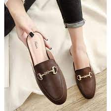 Cut Shoes Chocco brown With Buckle Decore.