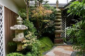 3 Small Japanese Garden Ideas For