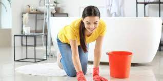 how to clean bathroom floor without mop