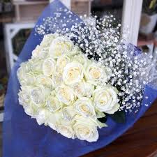 キラキラ白いバラ 30本の花束 | バラ・生花,キラキラ白いバラ,花束 | ROSESHOP 青いバラ、レインボーローズの専門店