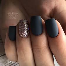 2 amazing nail design ideas for all the lovers of simple nail designs! Dark Grey Nails Fall Matte Nails Fall Nails Trends Glitter Nails Plain Nails Square Nails Plain Nails Trendy Nails Black Nail Designs