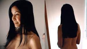 Lisa Ling Spontaneously Gets Naked During CNN Show - YouTube