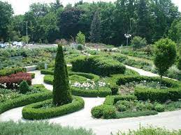 edwards gardens toronto