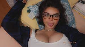 Katiebvg | LewdWeb Forum - Lewd Youtuber Twitch Streamer Instathots